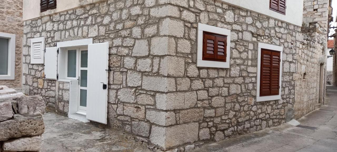 Studio Apartman Kata Prvic Sepurine Exterior photo
